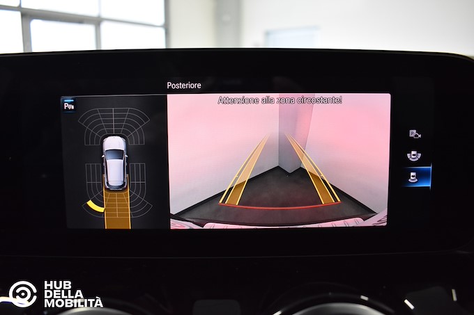 MERCEDES-BENZ GLA 200 d Automatic 4Matic Premium